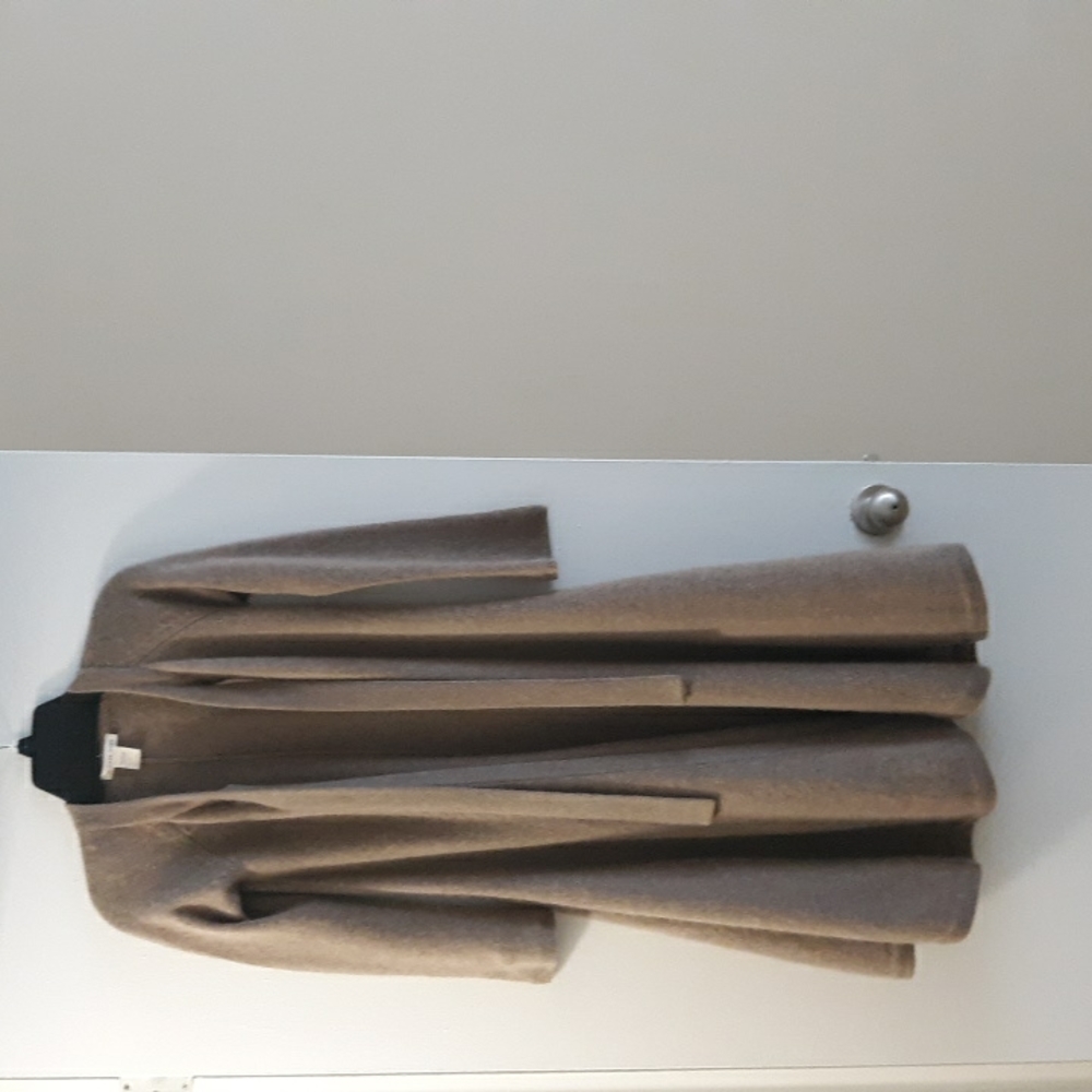 Cashmere sweater coat
